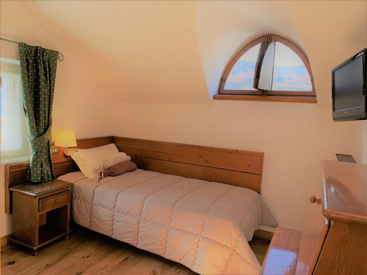 Hotel Serena Cortina Кортина-д'Ампеццо Экстерьер фото