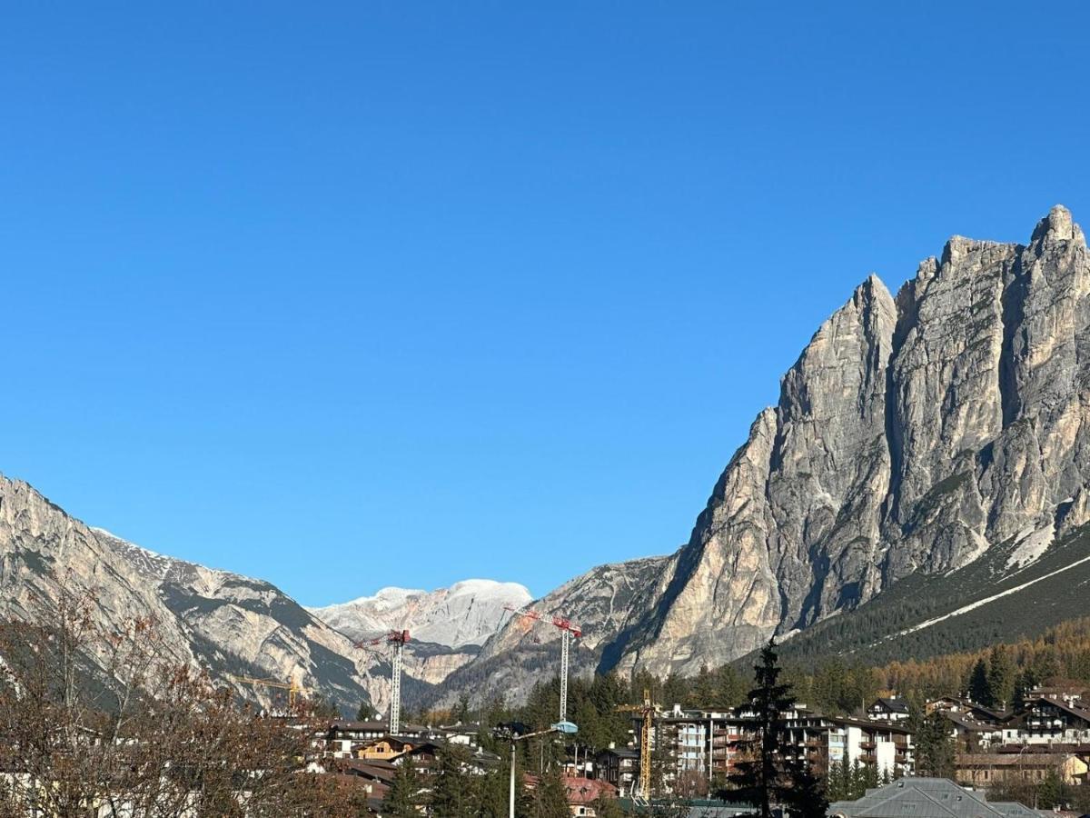 Hotel Serena Cortina Кортина-д'Ампеццо Экстерьер фото