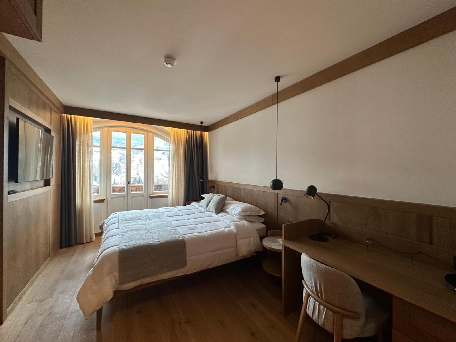 Hotel Serena Cortina Кортина-д'Ампеццо Экстерьер фото